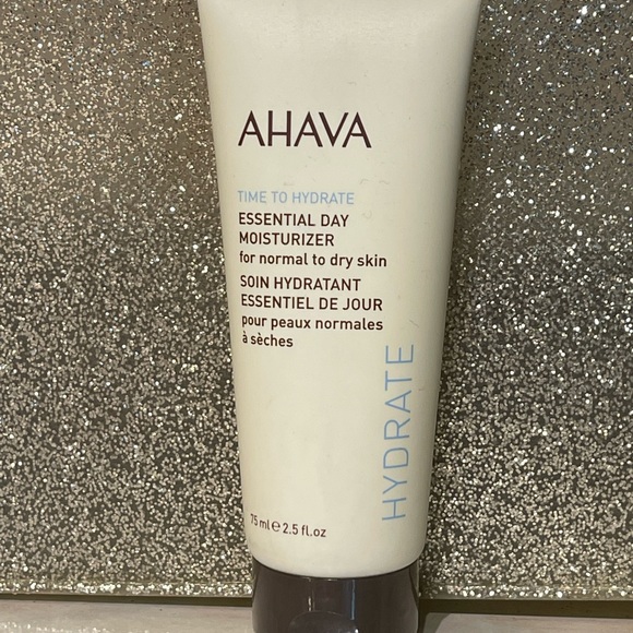 Ahava Time to Hydrate Essential Day Moisturizer for Normal to Dry Skin - Picture 2 of 3